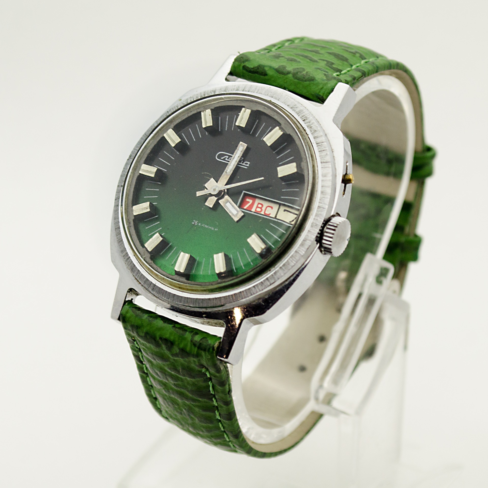 Фото часов Слава СССР 2428 зеленый циферблат хром