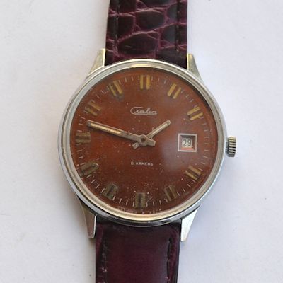 Фото часов Слава СССР на 21 камень бордовый циферблат