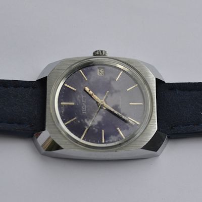 Недорого купить часы Полет СССР квадратной формы вид сбоку