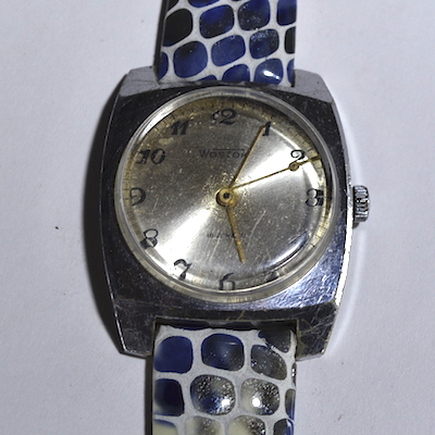 Часы квадратные завода Восток СССР мужские серебряный циферблат