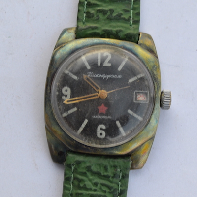 Часы ручной работы Восток Командирские зеленый корпус. Ювелирное оксидирование